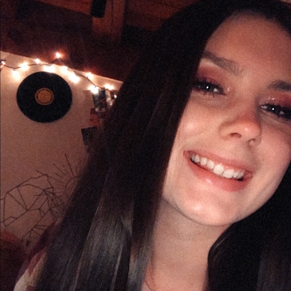 Meet your Posher, Jacy - Picture 1 of 1